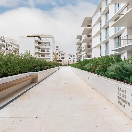 Apartment Bayline Xx *