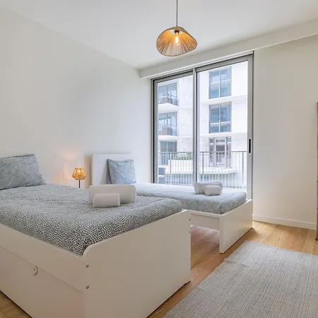 Bayline Xx Apartment